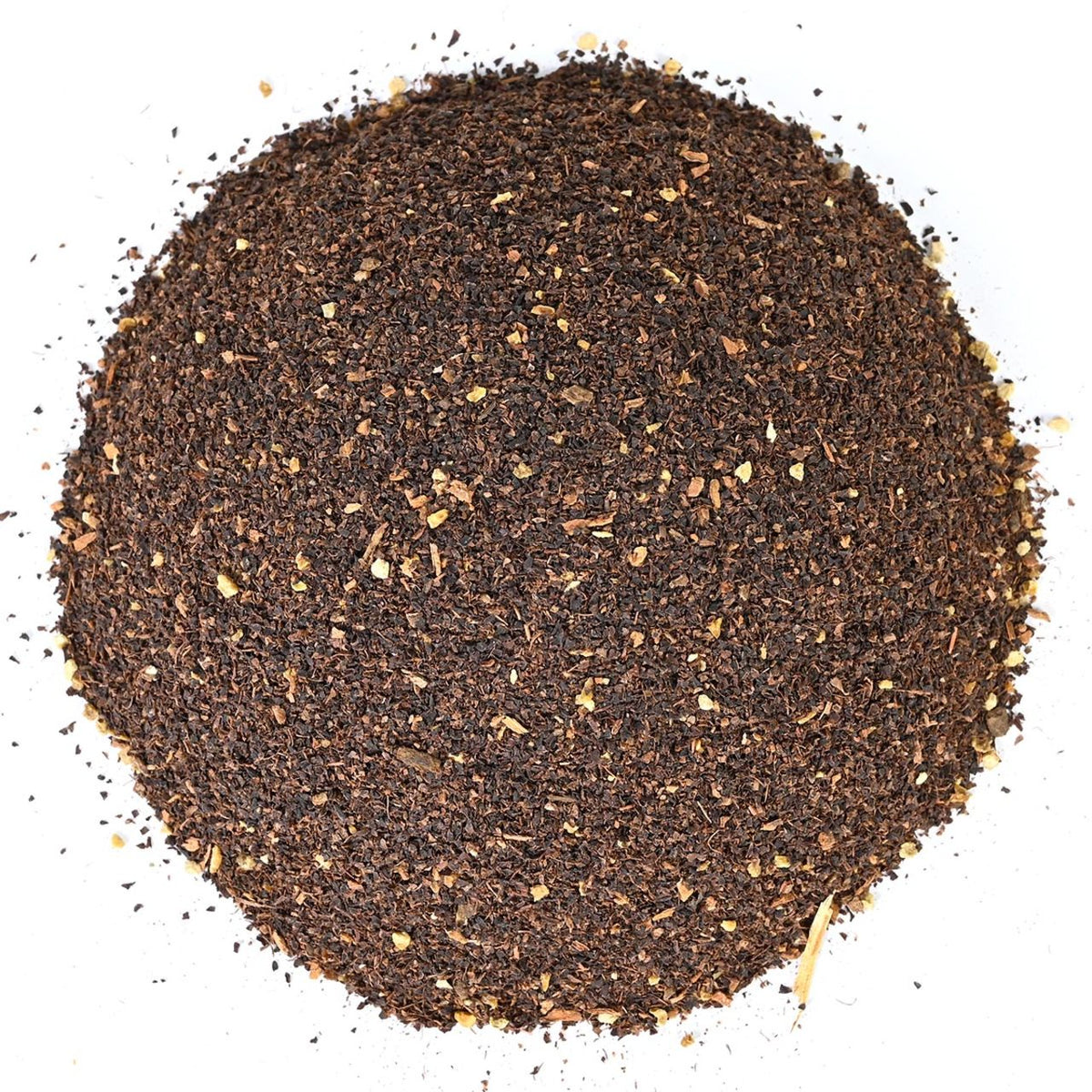 Round pile of finely ground loose-leaf black tea